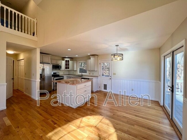 Photo - 212 Appleton Dr