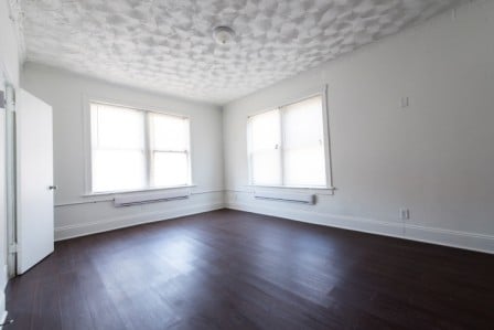 Photo - 2235 E 71st St