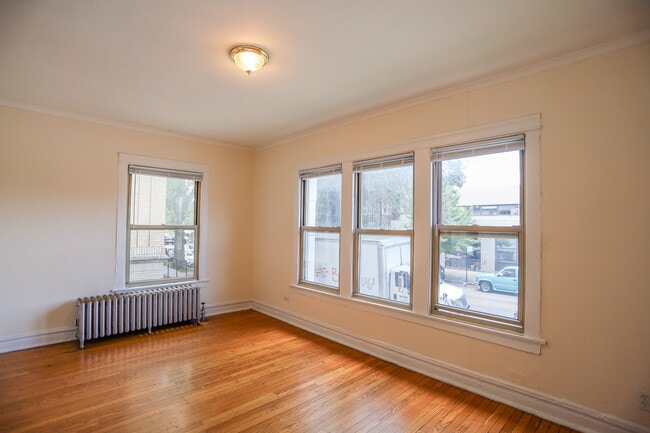 Building Photo - 4821 N Kimball Ave Unit #2A
