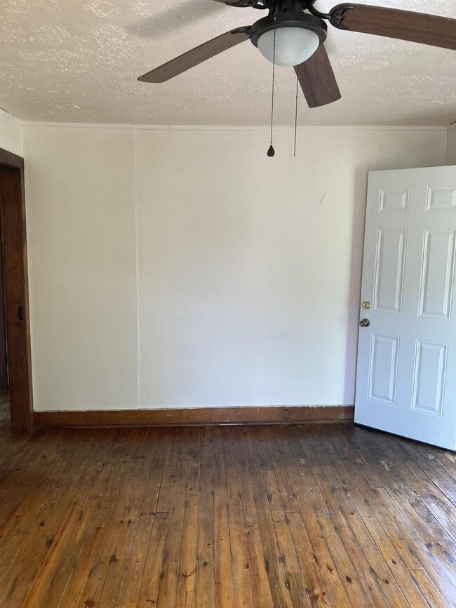 Photo - 1413 E 18th St