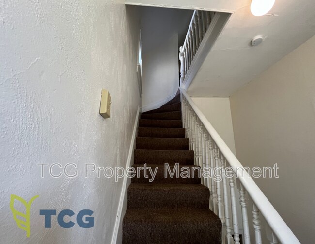 Photo - 702 1/2 State Street