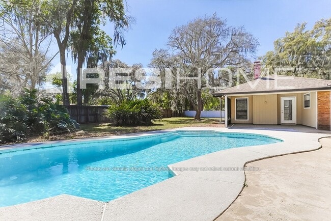 Building Photo - 1258 Palm Dr