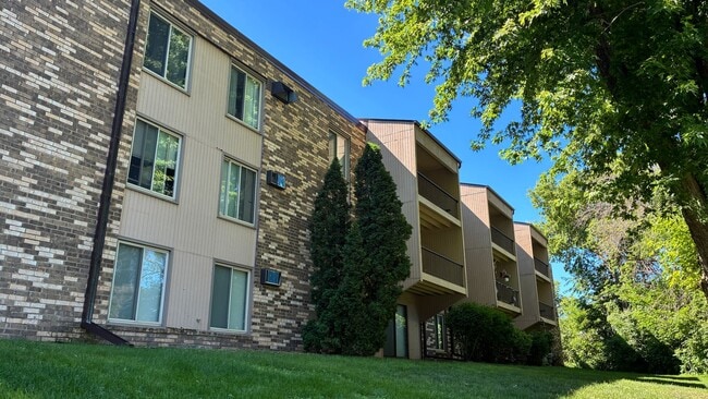 Photo - Riverview Manor