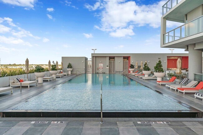 Photo - Metropica Way, Sunrise, FL 33323 - 2 BR 2.5 BA condo Unidad 9