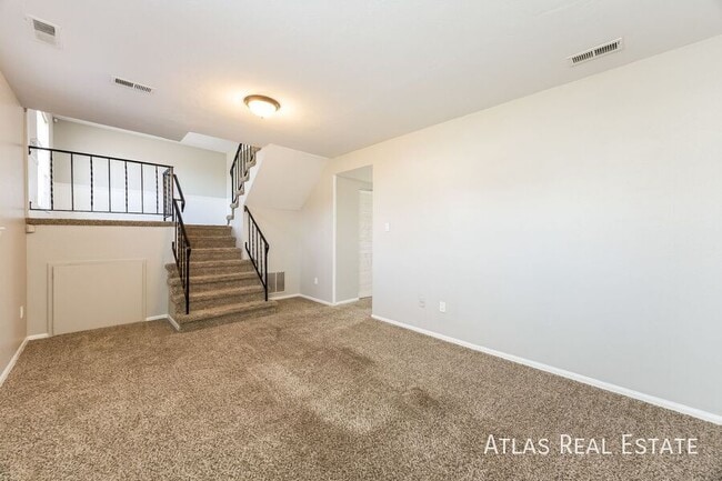 Photo - 4811 Bailey Pl