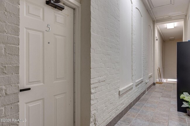 Photo - 500 Jefferson St Unit 5