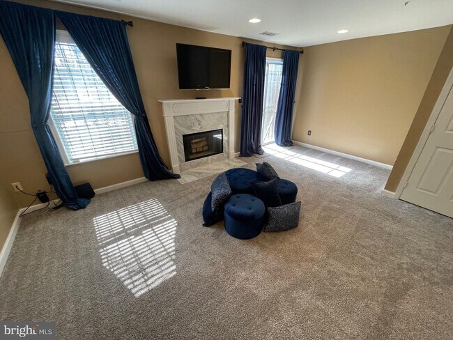 Photo - 1066 Karen Blvd