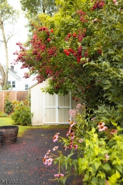 Photo - 20 Lombardy Pl
