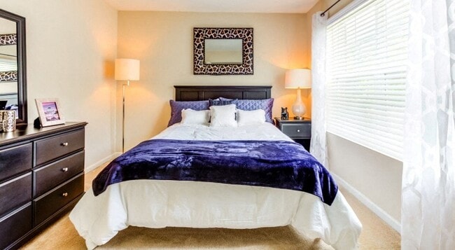 Photo - The Bristol Apartments