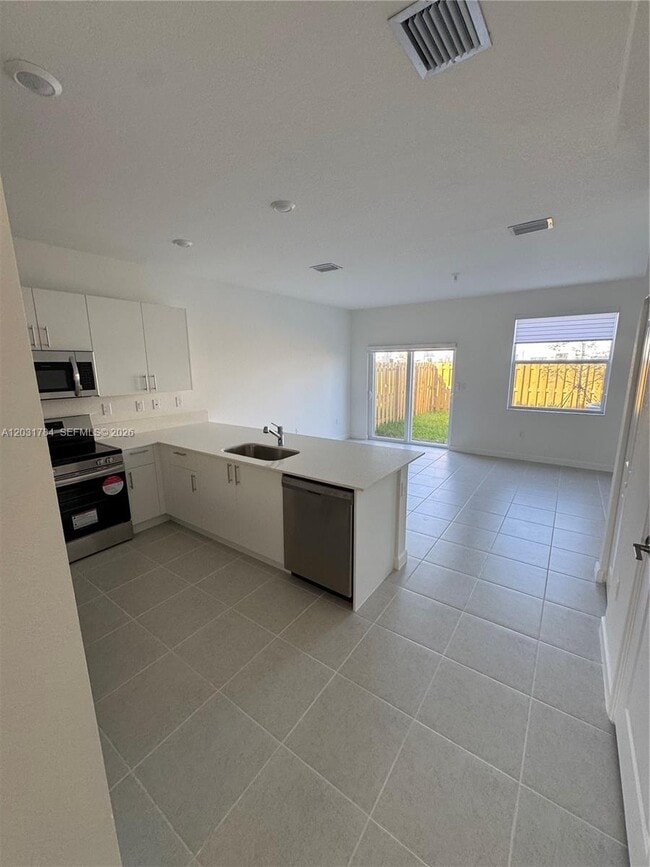Photo - 2655 SE 28th Dr