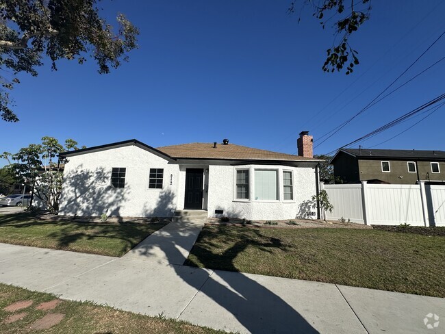 5112 W 123rd Street, Hawthorne, CA, 90250 - 5112 W 123rd Pl Rental