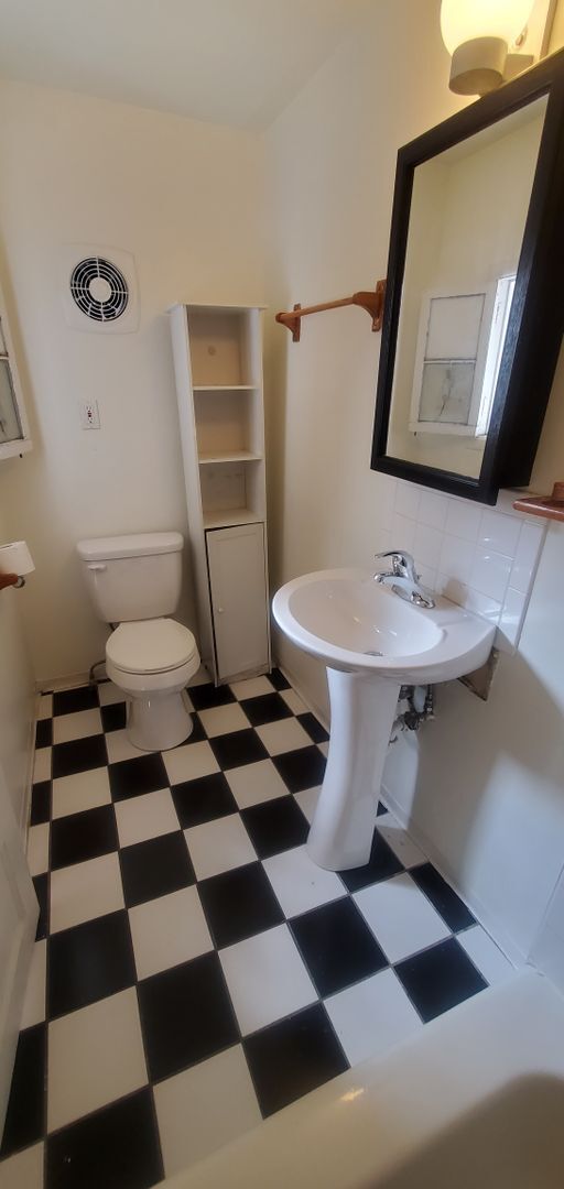 Photo - 3 & 4 Bedroom Units Just Steps from WWU Unit #B