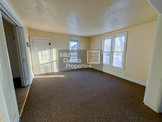 Photo - 515 E Hanson- 3 Bedroom House