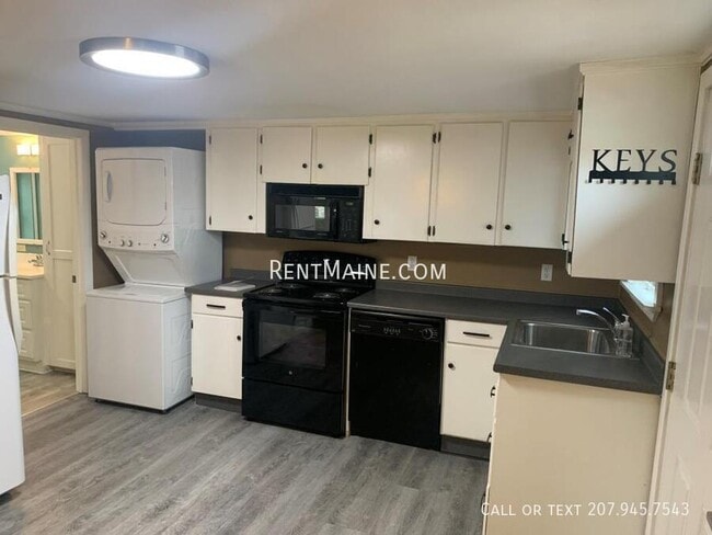 Photo - 11 Stillwater Ave Unidad A