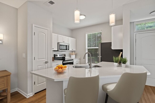 Building Photo - Fortress Grove Rental