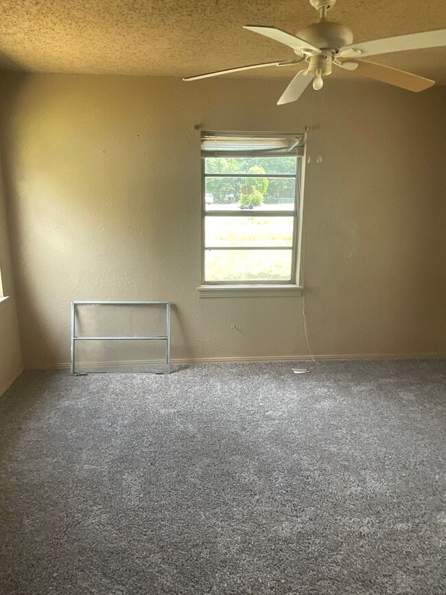 Photo - 6512 Canal Blvd