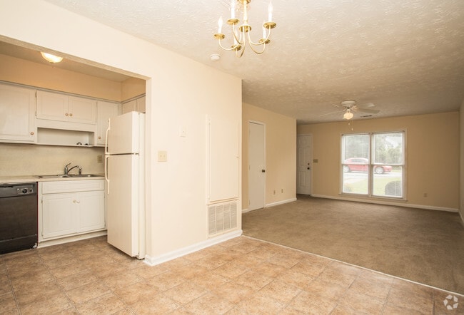 2BR, 1.5BA - 1,100 SF