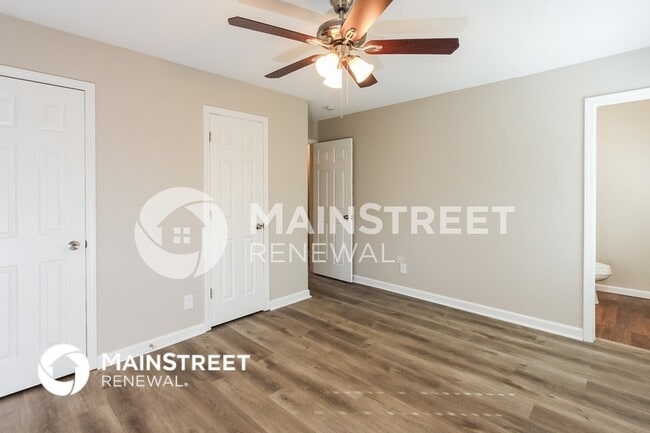 Photo - 2724 Hutton Rd