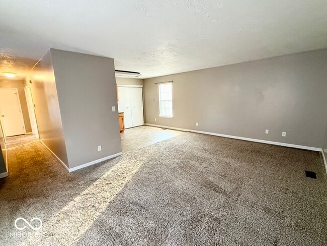 Photo - 837 Harlan St