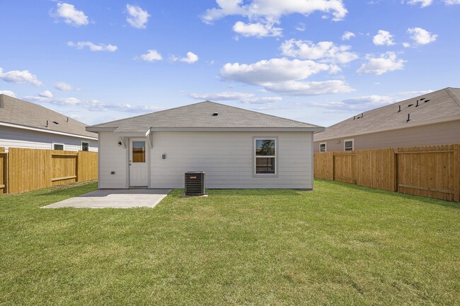 Building Photo - 10410 Red Cardinal Dr Rental