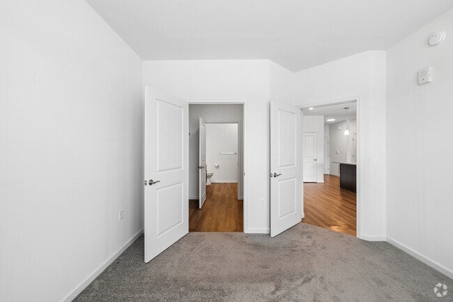 Madison 1BR, 1BA W/ Study - 942SF - Bedroom