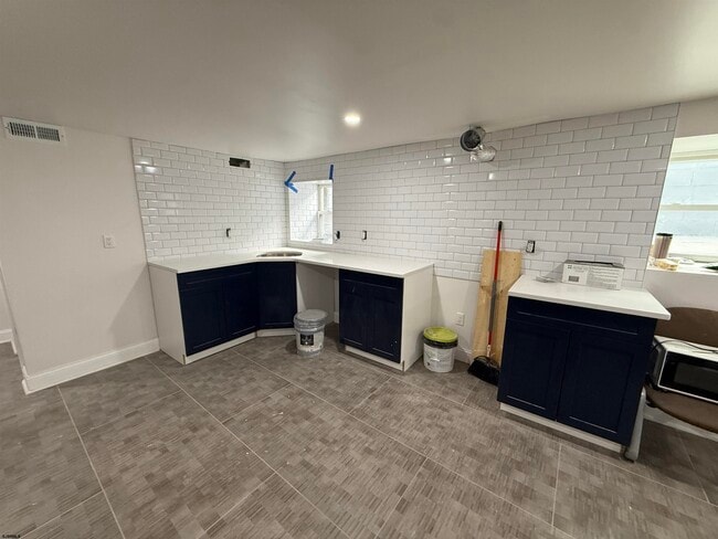 Photo - 102 S Raleigh Ave