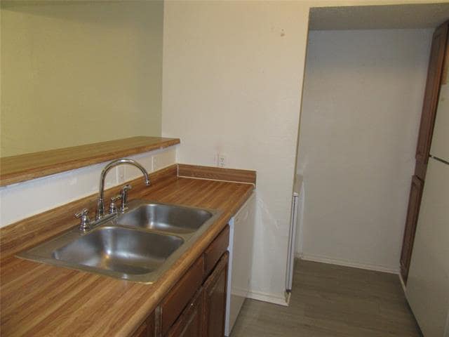 Photo - 13211 Emily Rd Unidad 1211