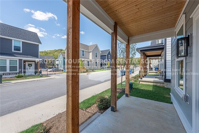 1030 S Laramie Hts