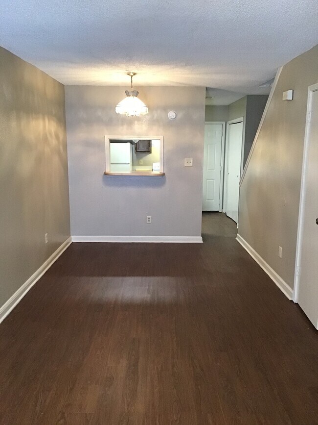 308 Loire Ave Unit C