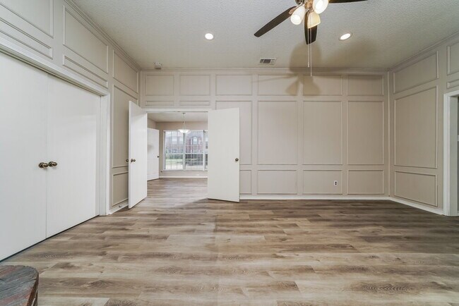 Photo - 601 Wedgewood Dr