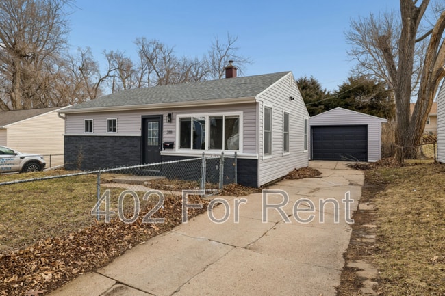 Photo - 3111 S 40th St