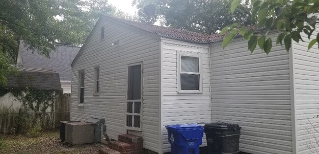 Photo - 2932 Alabama Dr