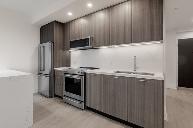 Photo - 31 York Garden Wy