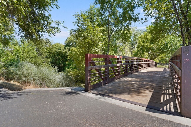 Walking Area