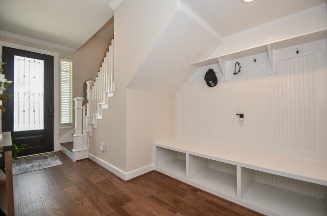 Photo - 4007 Centre Glen Dr