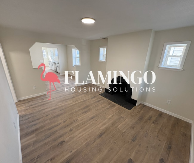 Photo - 108 Macready Ave