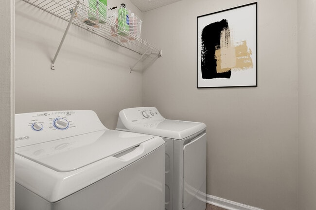 Building Photo - Aslan on the River