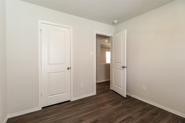 Photo - 2417 Bull Trout Dr