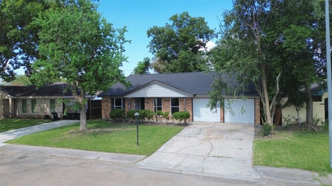Building Photo - 11742 N Nottingham Cir Rental