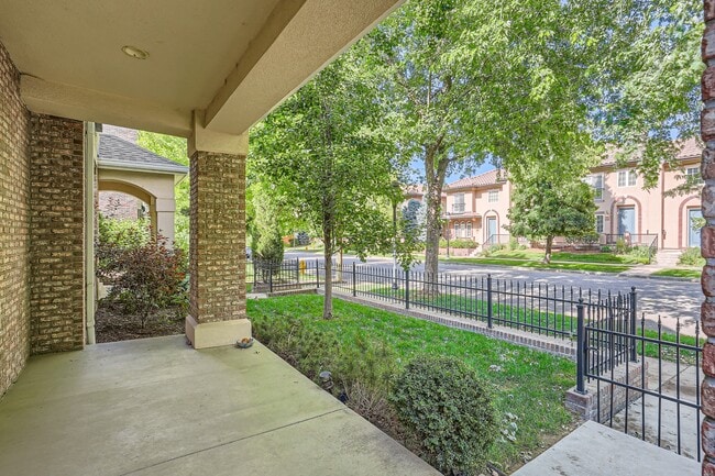 Photo - 247 S Garfield St