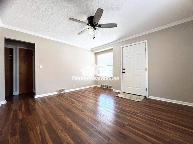 Photo - 1145 65th St