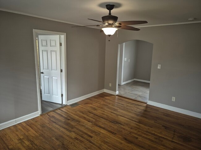 Photo - 4108 Edwards Rd