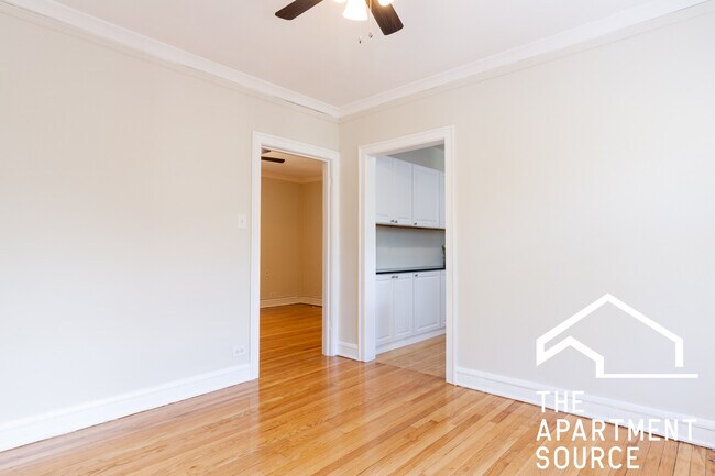 Photo - 4218 N Clark St Unit 1