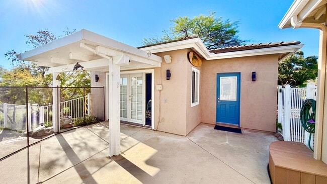 Building Photo - Darling Stand Alone & Detached Open Studio Layout Guest Home unit on Private Country Property in ...