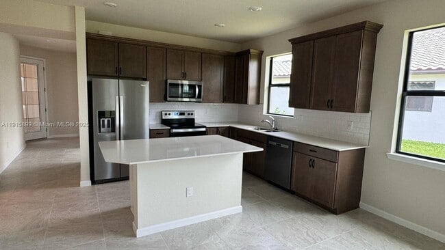 Photo - 4139 Silver Maple Wy