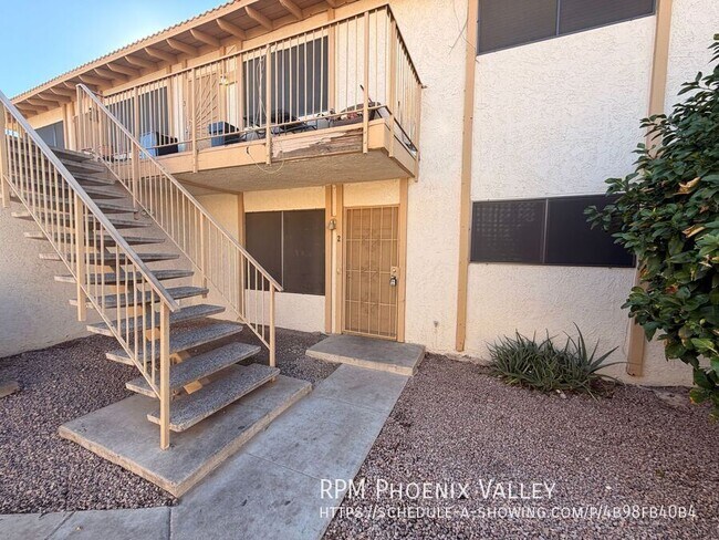 Photo - 4401 N 53rd Ln Unidad 2