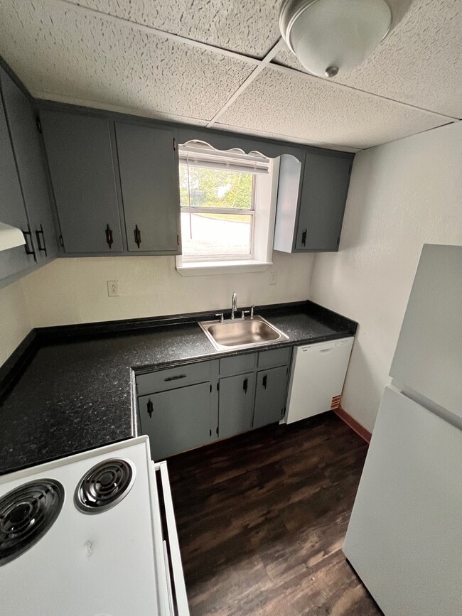 Photo - 22 W Ontario St Unit 9