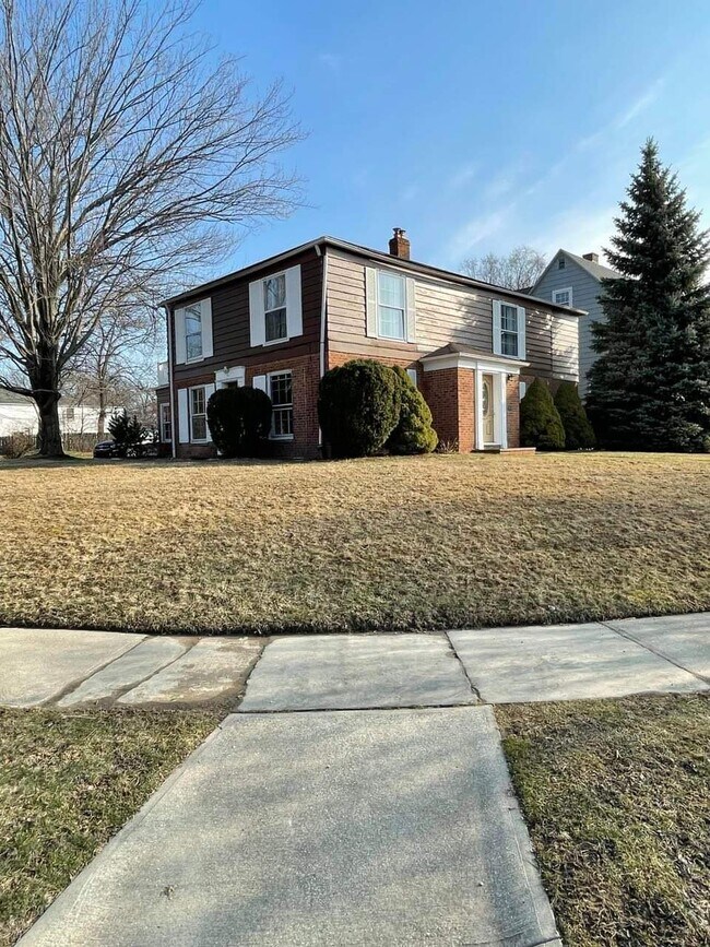 Photo - 17411 Winslow Rd