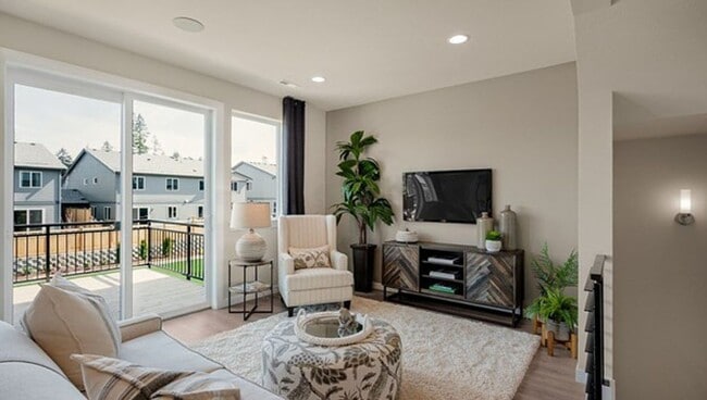 Photo - Spacious and Beautifully Landscaped 3 bed/3ba Townhome in Central Park
