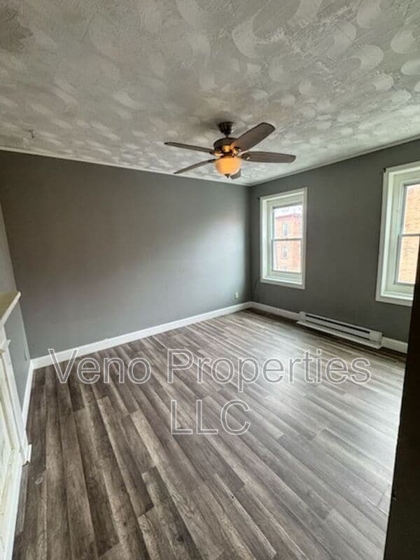 Photo - 3 Cataract St
